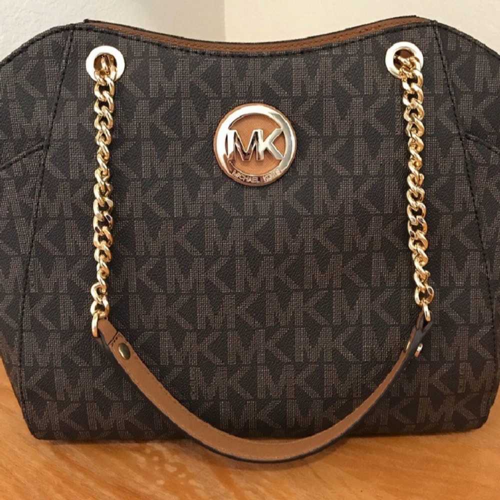 NWT Michael Kors purse